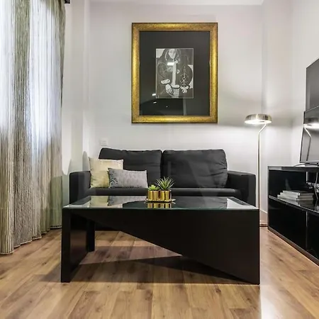 Quiet In The Heart Of By Rems Apartamento Málaga