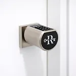 Apartment Black & Gold Picasso-inspired Rems Malaga